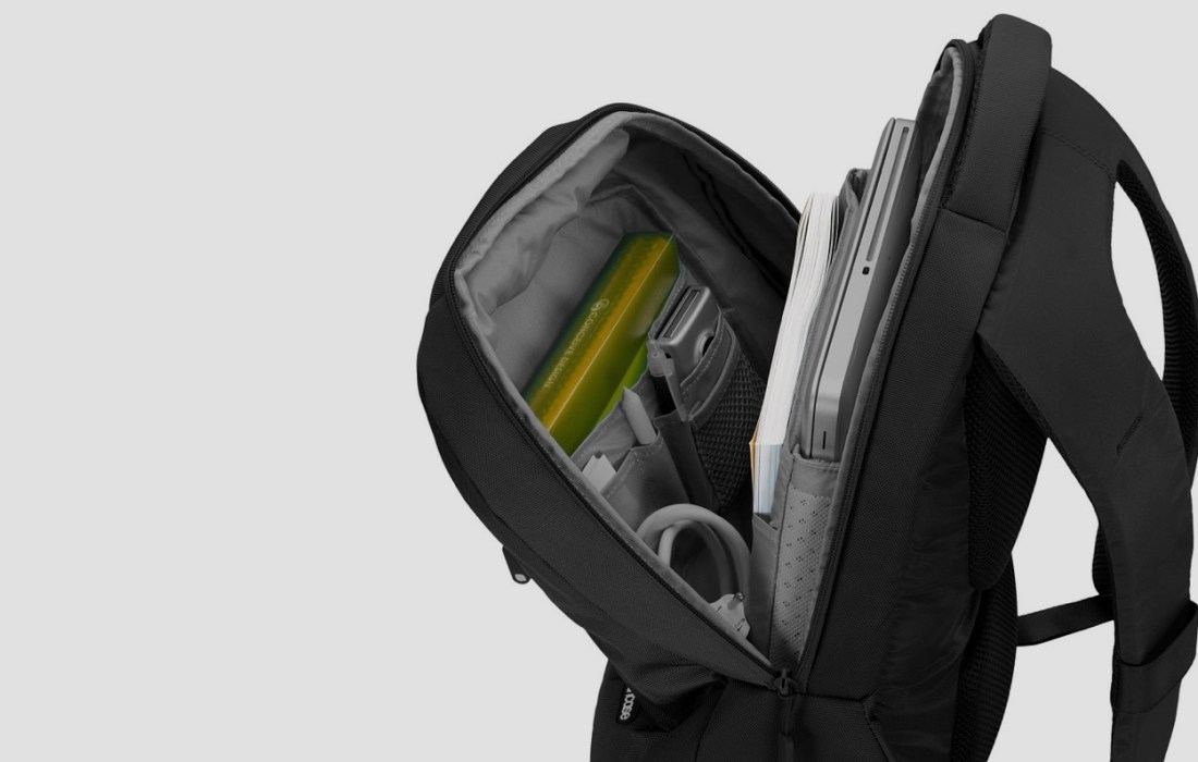  Current portable solutions slow down user workflow.&nbsp;Users prefer to carry just the right things but not everything. 